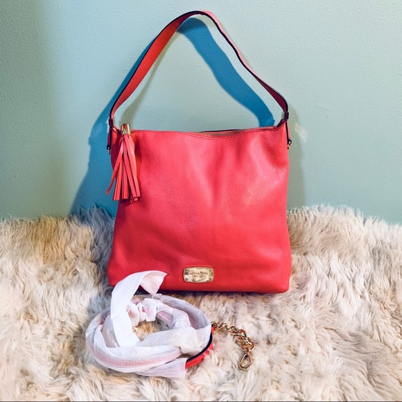 MICHAEL Michael Kors Handbags - ❤️SALE! MICHAEL KORS “Bedford” MD Leather Bag